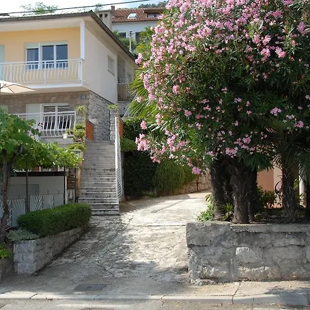 Bozic Apartament *
